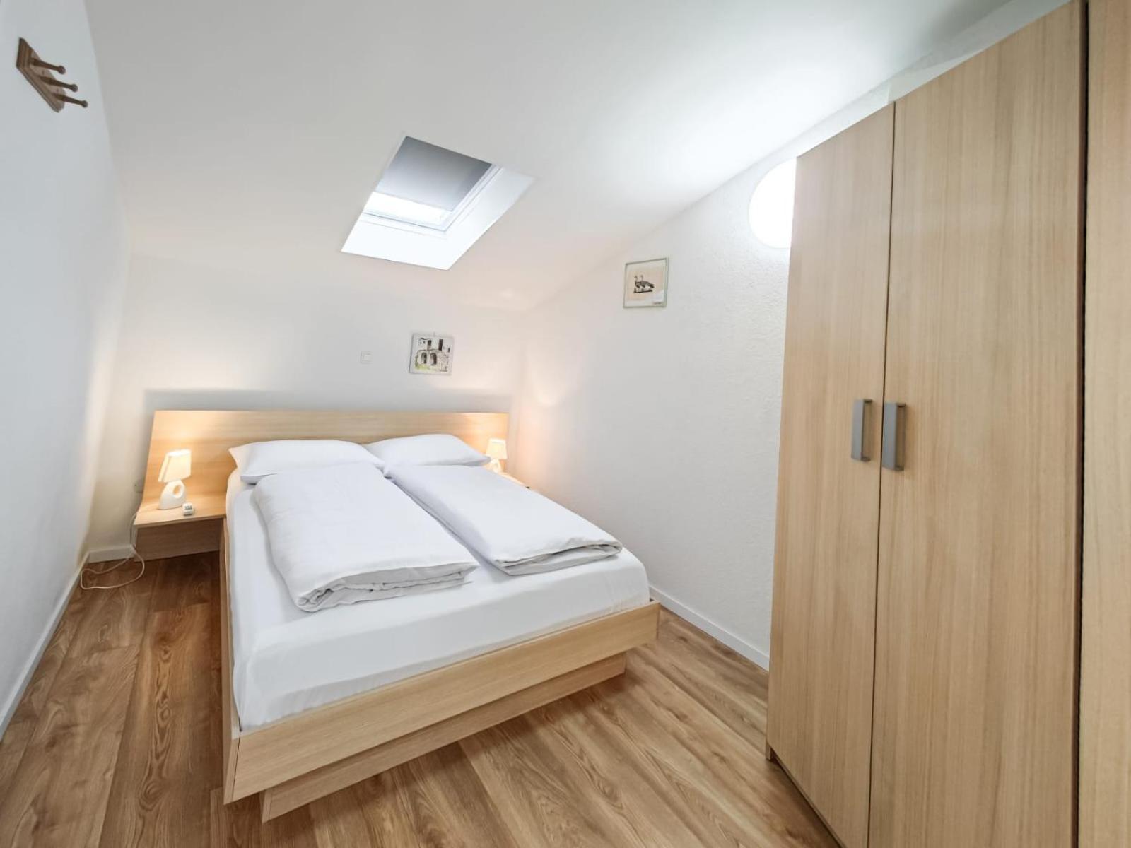 House Skrabic Apartment Макарска Екстериор снимка