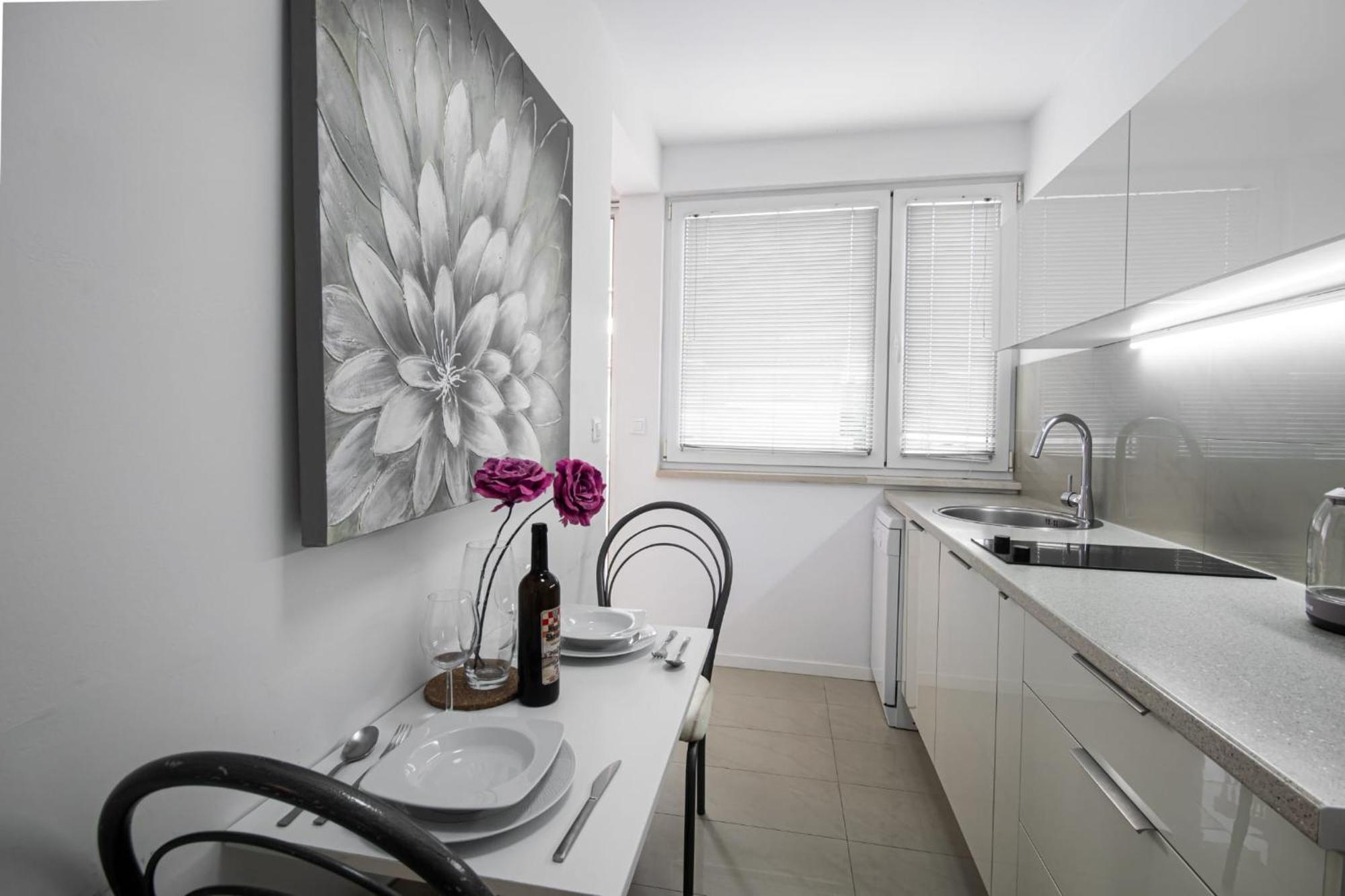 House Skrabic Apartment Макарска Екстериор снимка