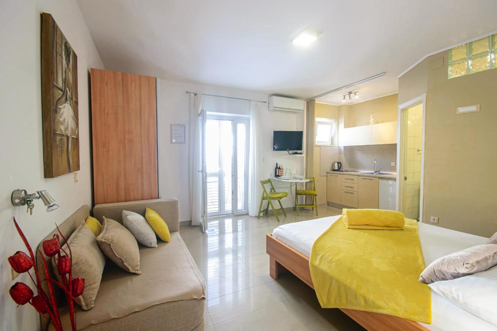 House Skrabic Apartment Макарска Екстериор снимка