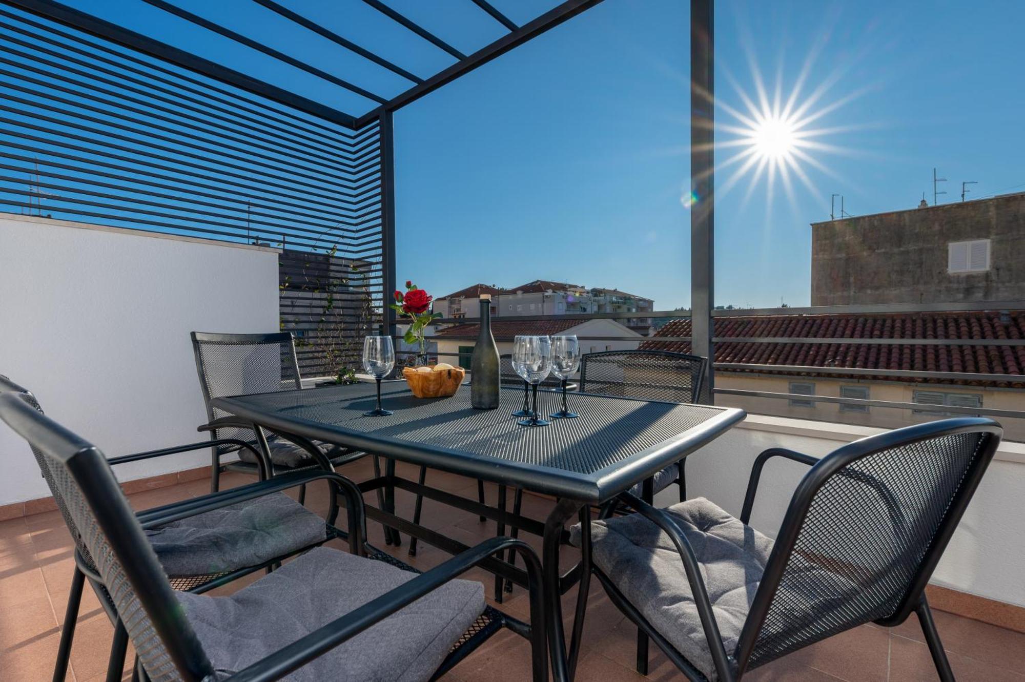House Skrabic Apartment Макарска Екстериор снимка