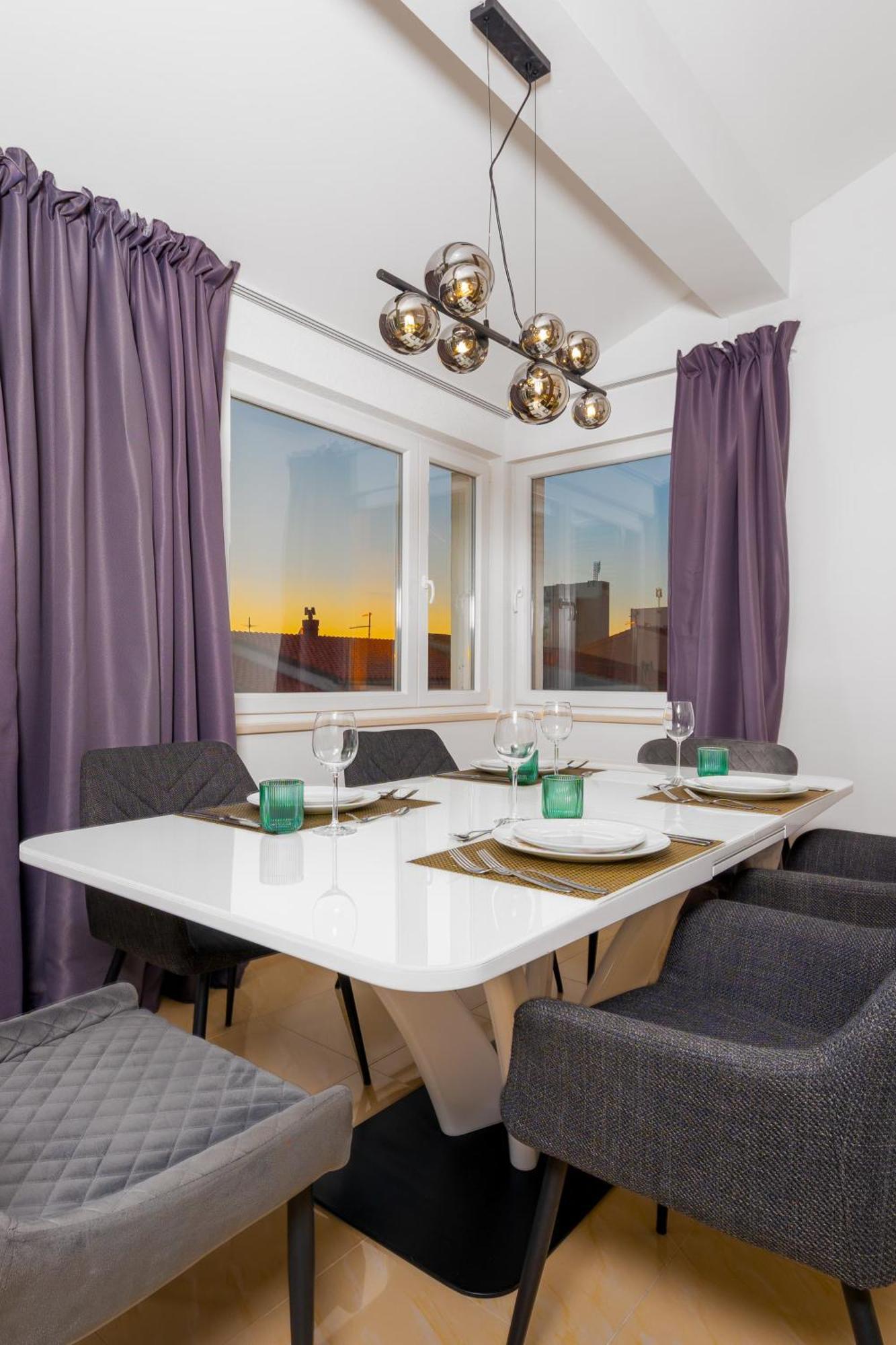 House Skrabic Apartment Макарска Екстериор снимка